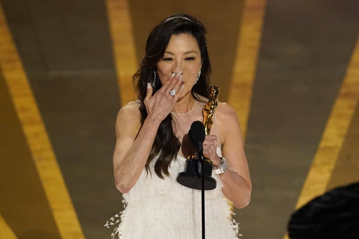 Michelle Yeoh Makes History By Winning The Oscar For Best Actress
