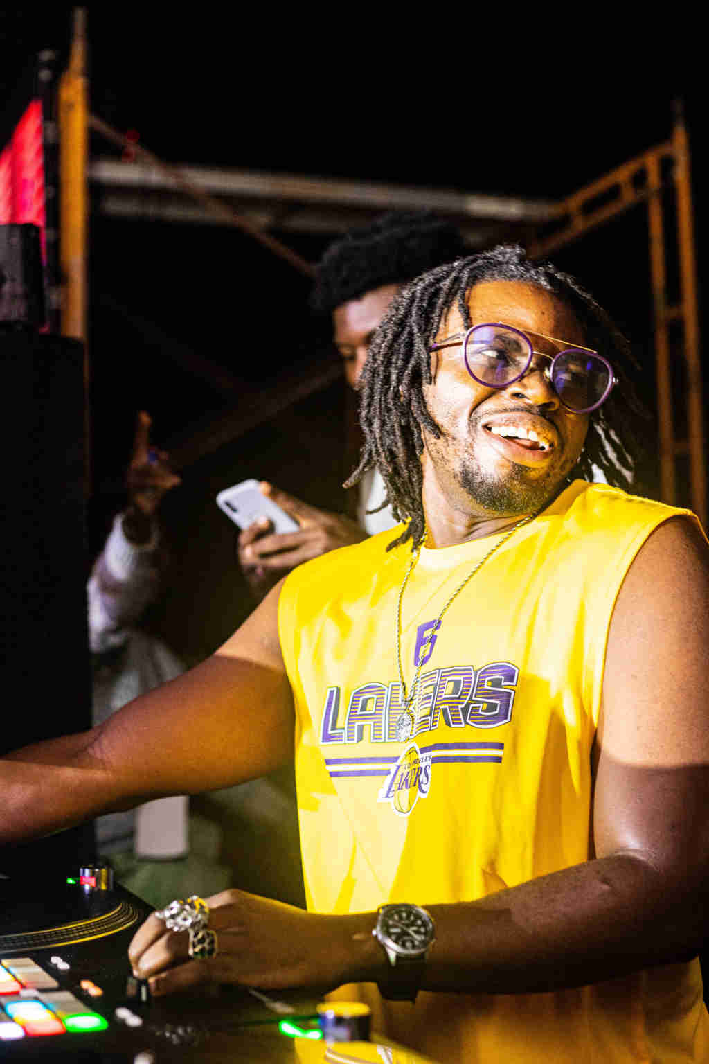  Ghana's Eff The DJ Ignites a Year-Round Music Revolution: Summer Parties Rival December Festivities 
