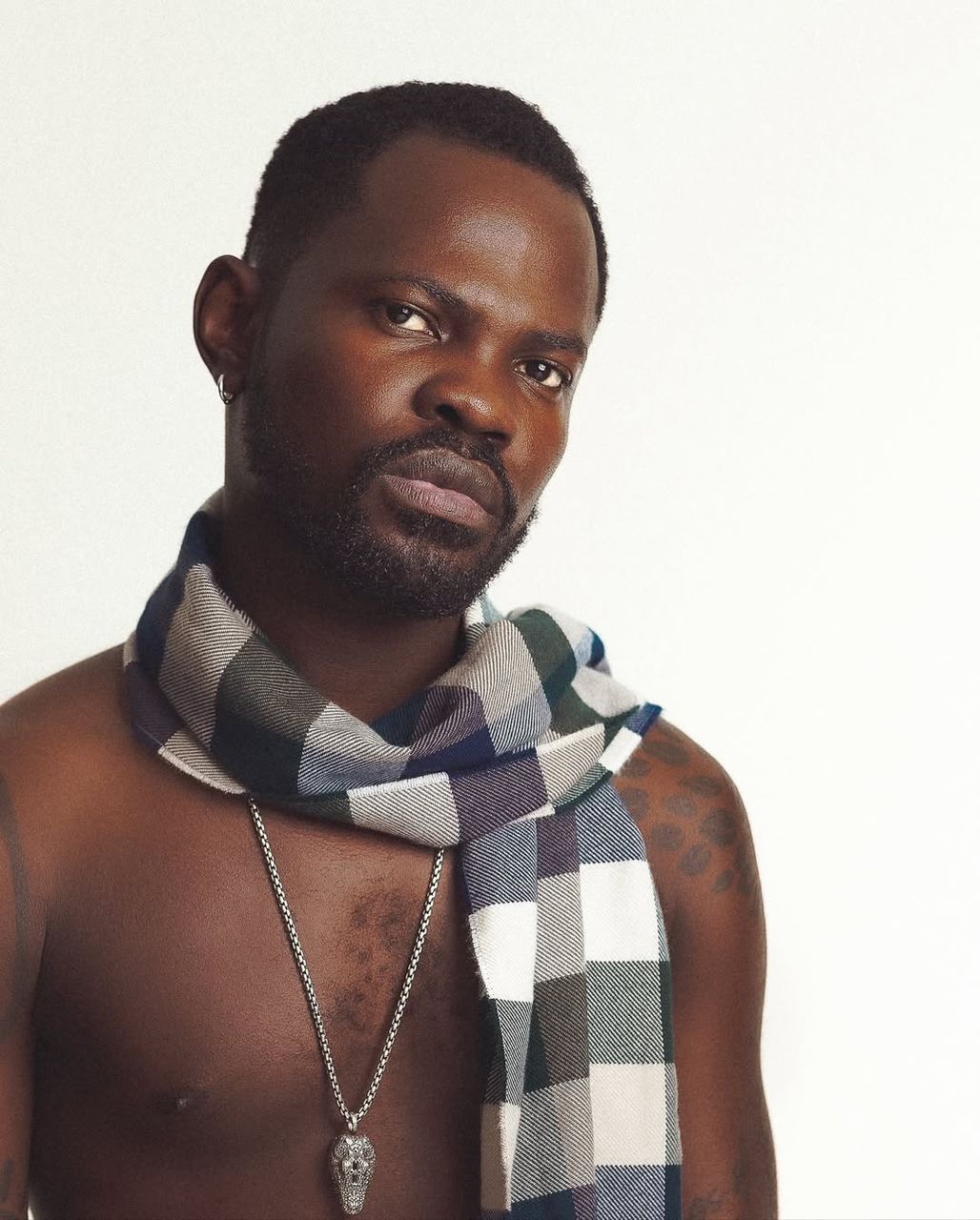 Fameye Shocks Fans with Low-Cut Look