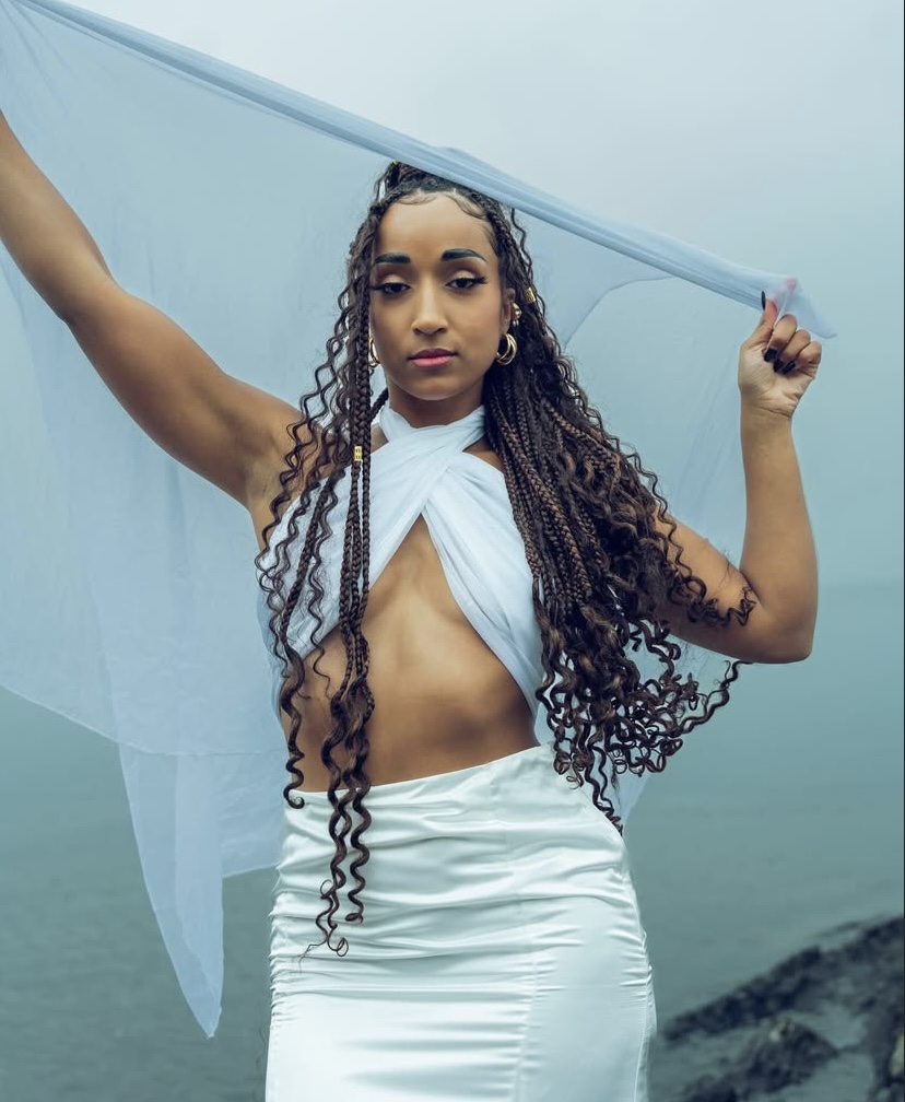 Akuvi: An Afro-Soul Dreamer Bridging Ghana, Norway and the World