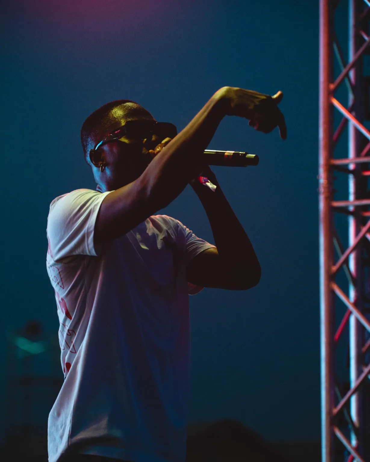 Michael Nichols Brings the Party Home with Grooves and Palms