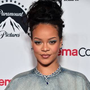  Rihanna Unveils Fenty X Puma Avanti Collaboration 