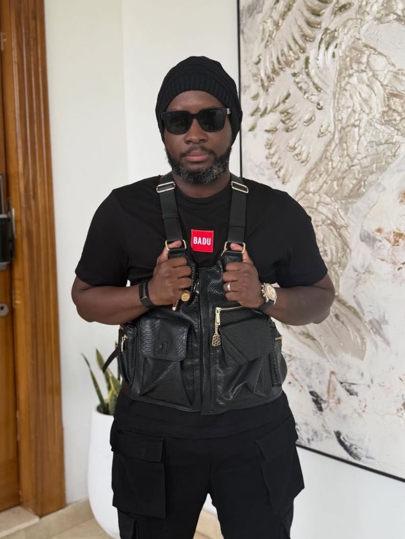 Sonnie Badu Shines Spotlight on Visually Impaired Singer at Rhythms of Africa