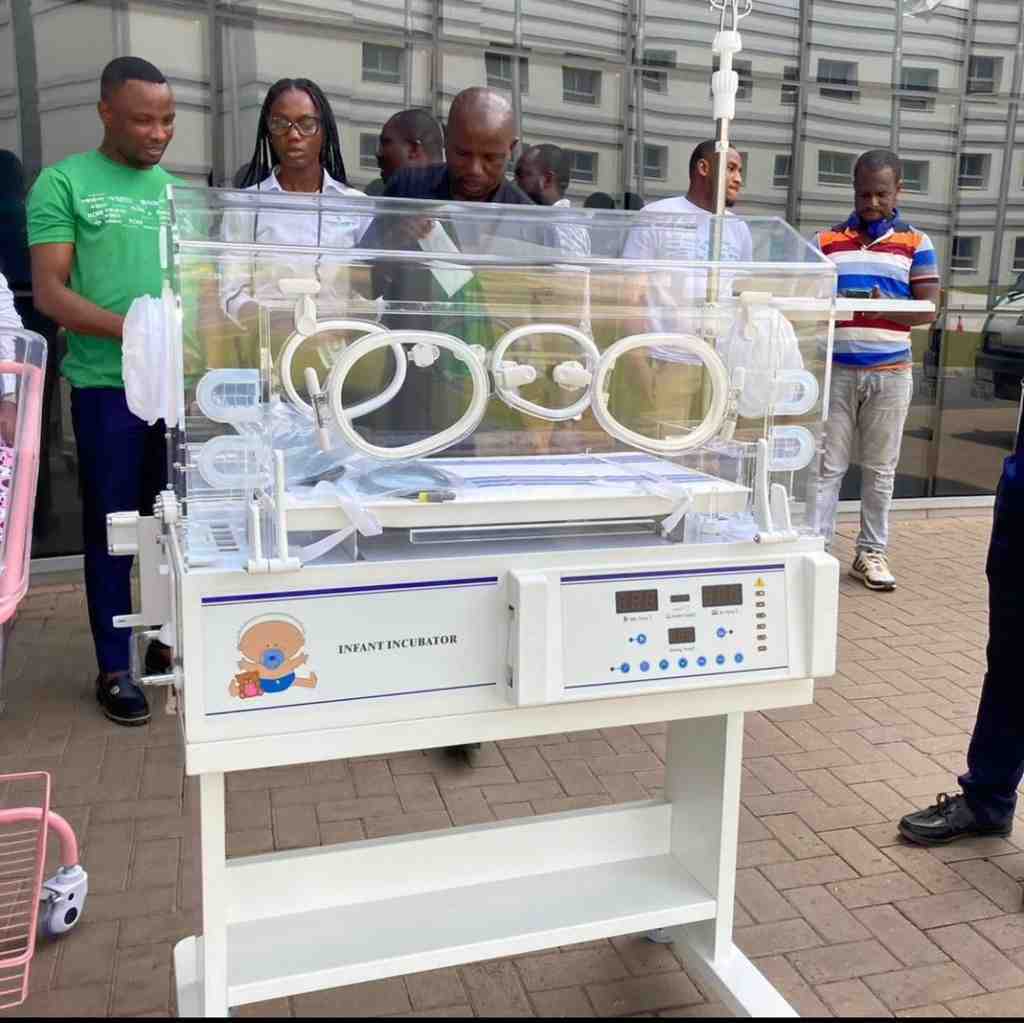 CEO of Flokefama Donates Essential Medical Equipment to the University