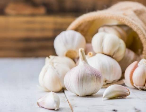 Garlic and Vaginal Health: Exploring the Potential Benefits