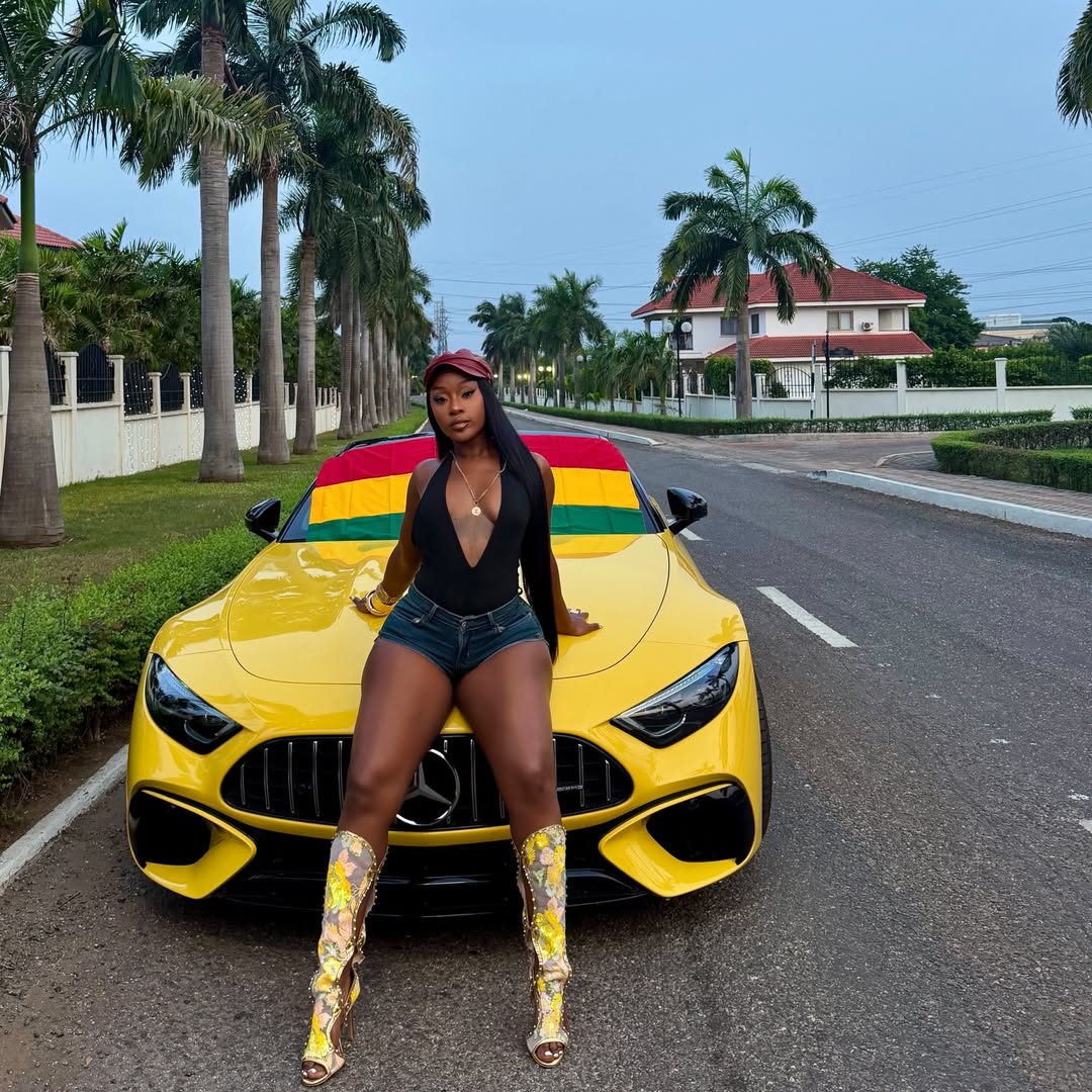 Mixed Reactions as Efia Odo Drops WFYL FREESTYLE on Independence Day