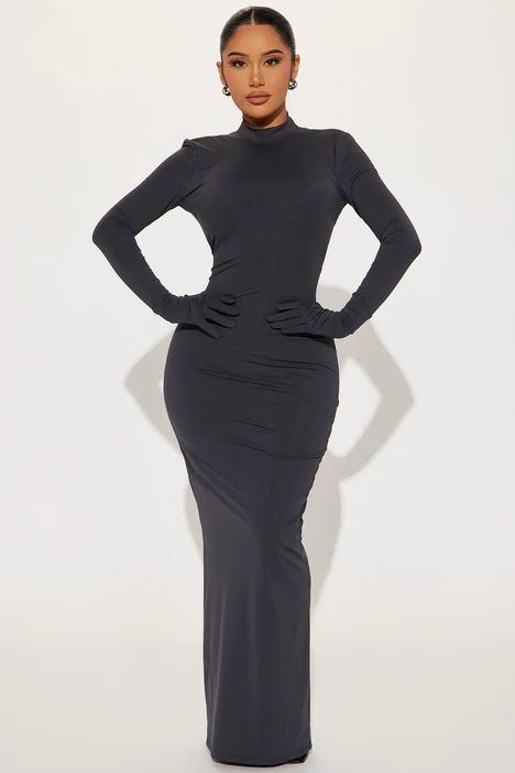 Maxi Dresses: A Journey through Fashion and Culture