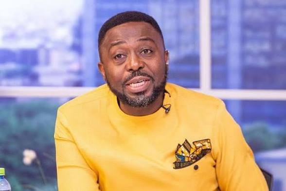 Politicians are all the same, it's a game to them ~ Kafui Dey