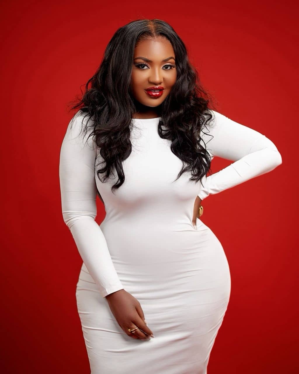 Nana Adjoa Lovia Calls For More Media Focus On Young Entertainers
