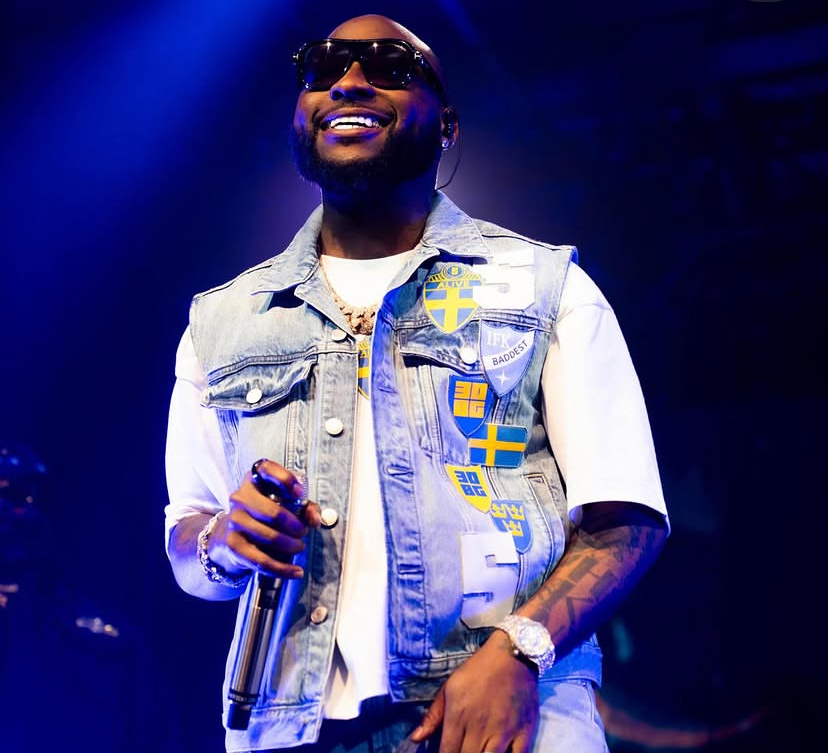 Davido Ignites Barcelona With High-Energy Stop On 5IVE ALIVE TOUR