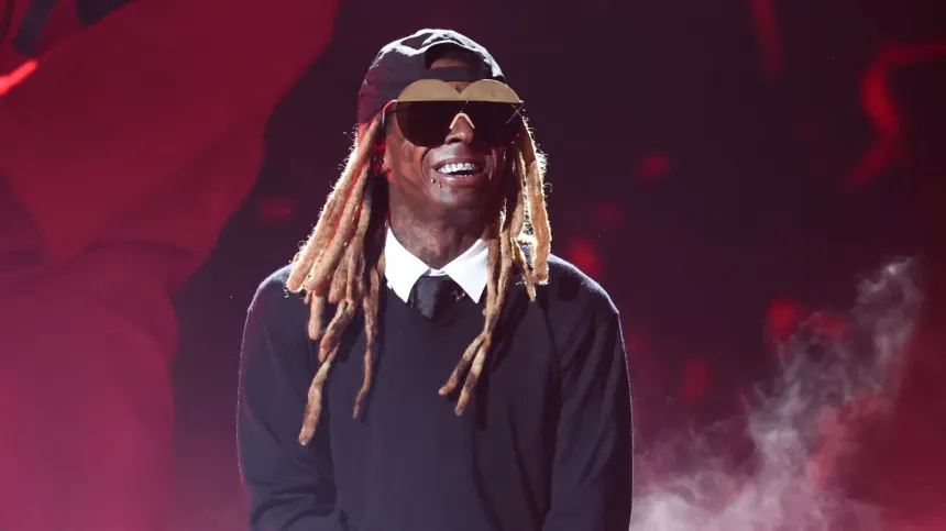 Lil Wayne Postpones Toronto Concert Due to Unforeseen Illness