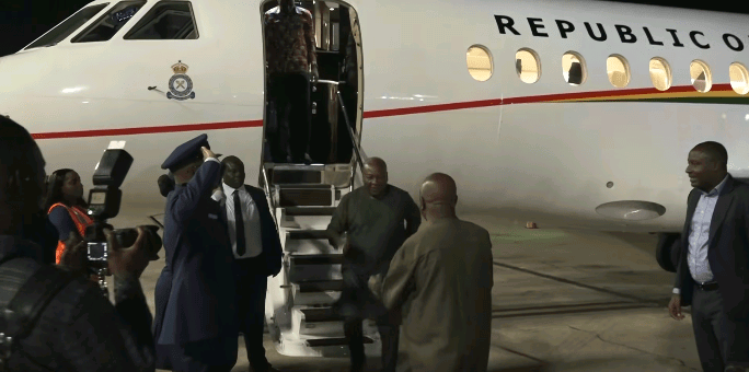 Prez. Mahama Arrives In Jamaica For State Visit