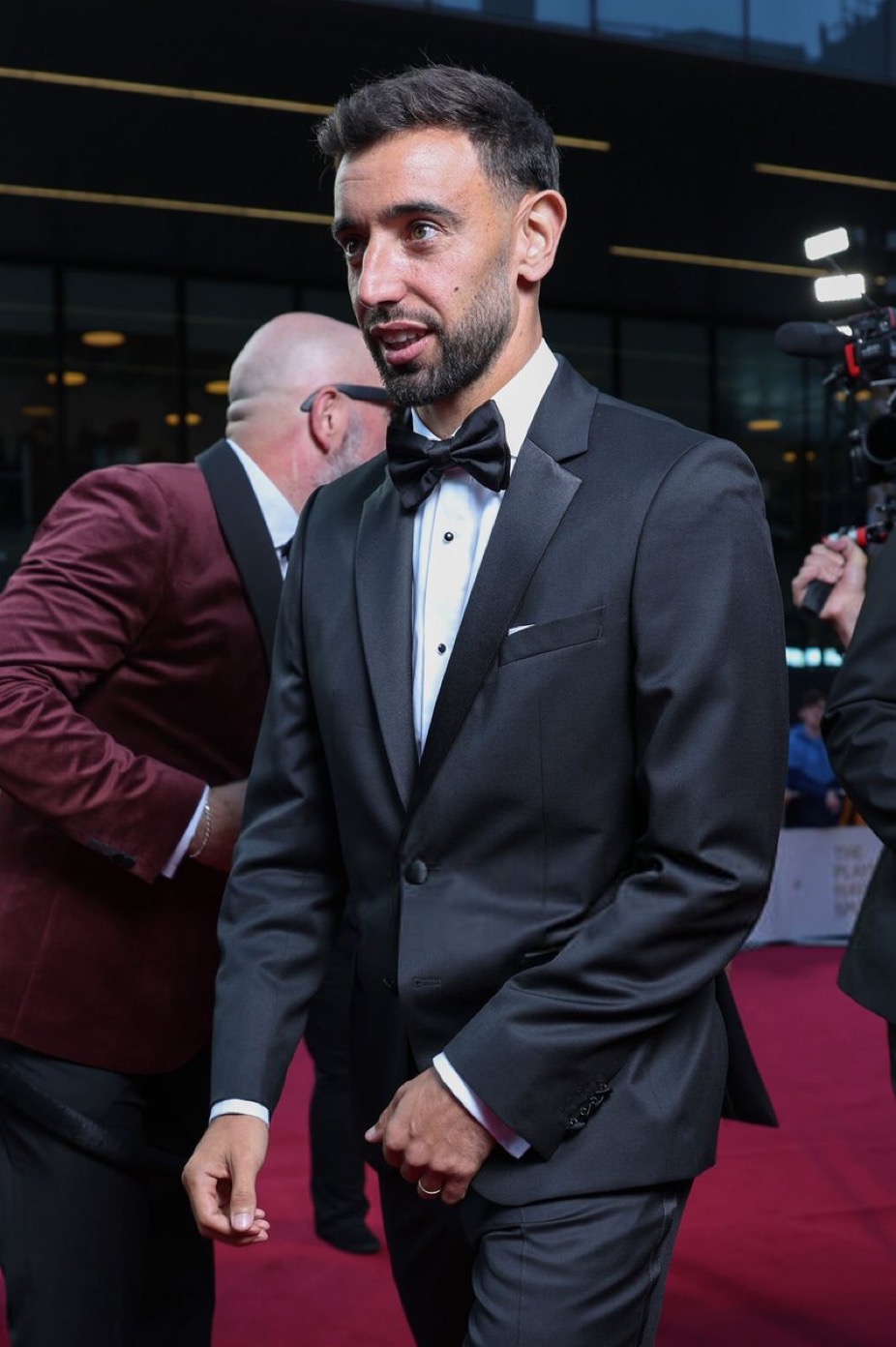 Bruno Fernandes Wins PFA Players’ Player Of The Year After Record-Breaking Season
