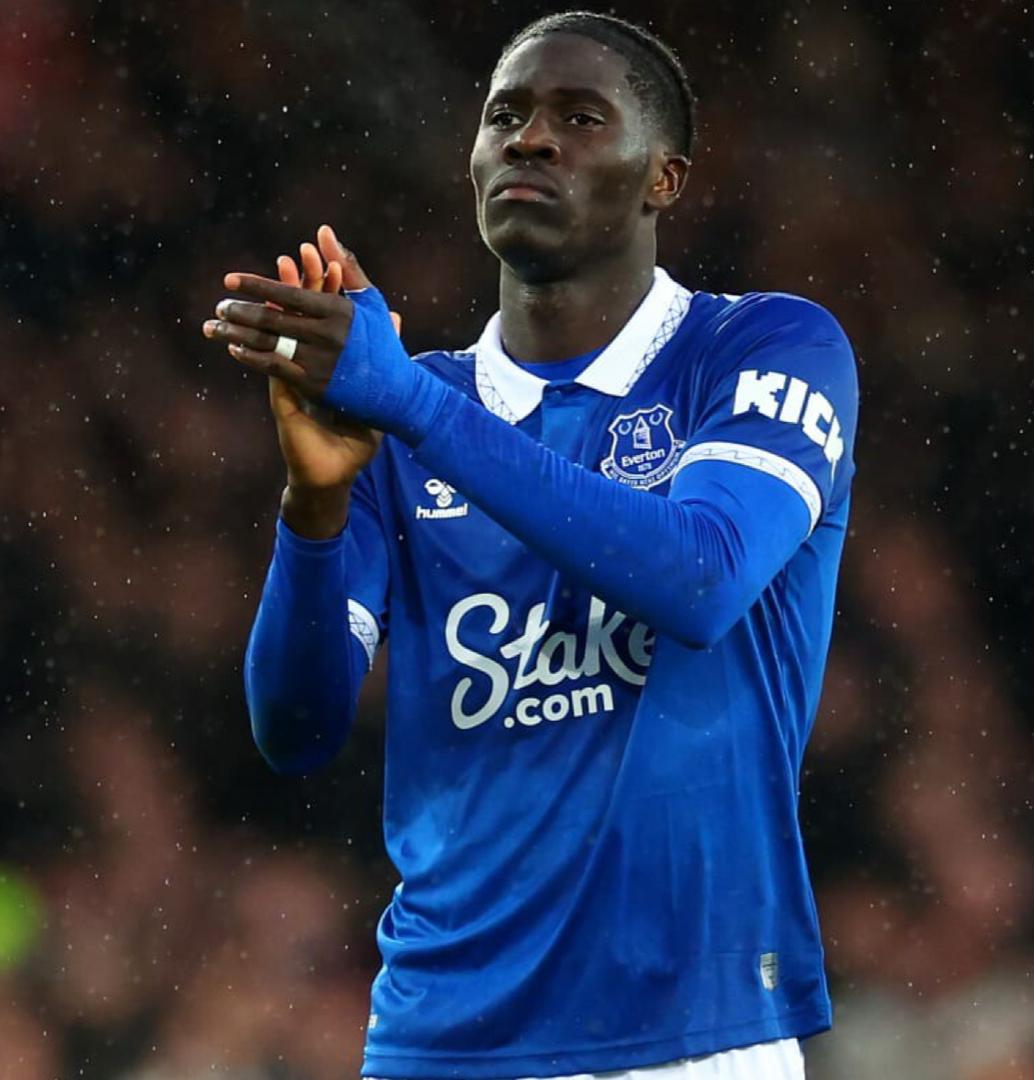 Barcelona Show Interest Amadou Onana