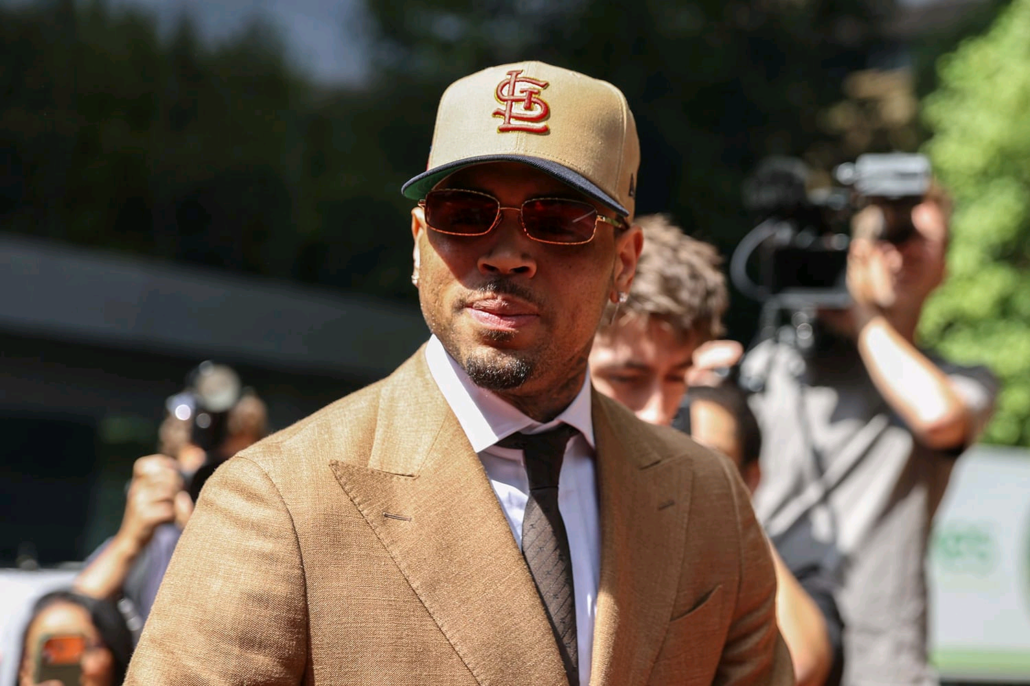 Chris Brown Pleads Guilty To Affray Over Nightclub Incident