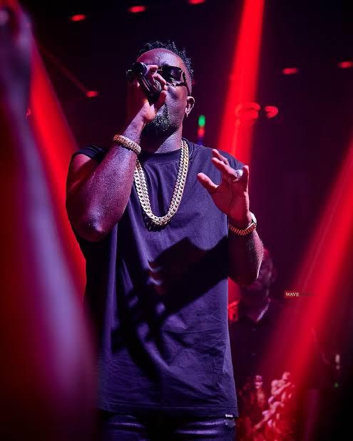 Sarkodie Announces Rapperholic 2026 in London During Fameye’s Concert