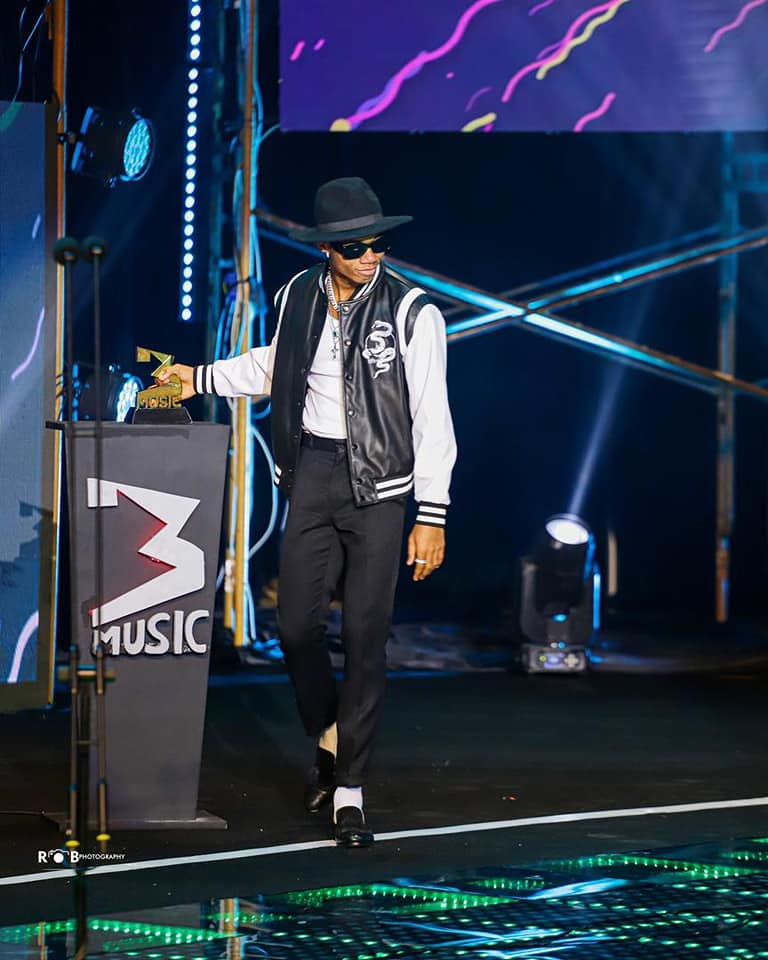  3Music Awards 22: KiDi makes history with consecutive Artiste of the Year wins 